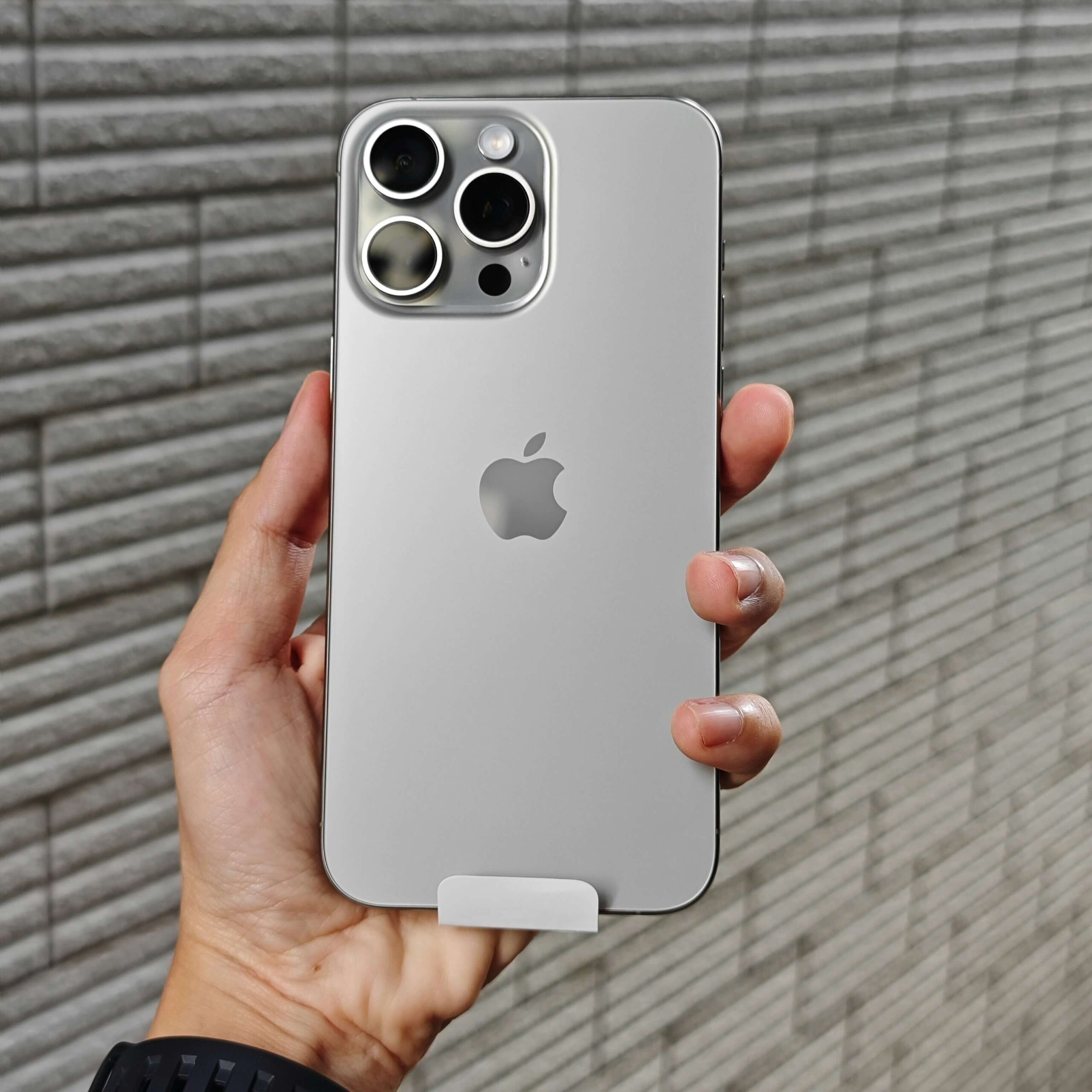 iPhone 16 Pro Max original en SmarterPlux Panamá